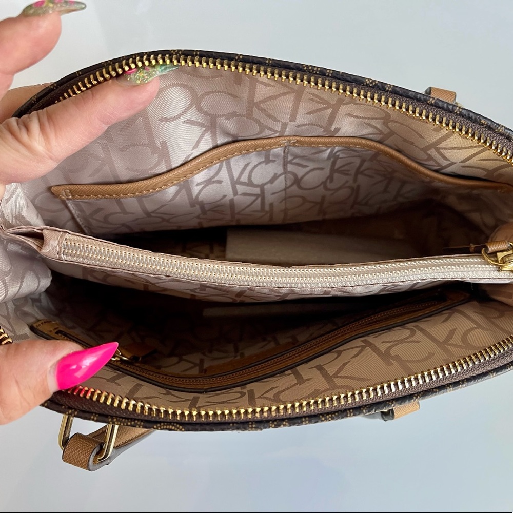 New Calvin Klein woman satchel bag - Picture 3 of 3